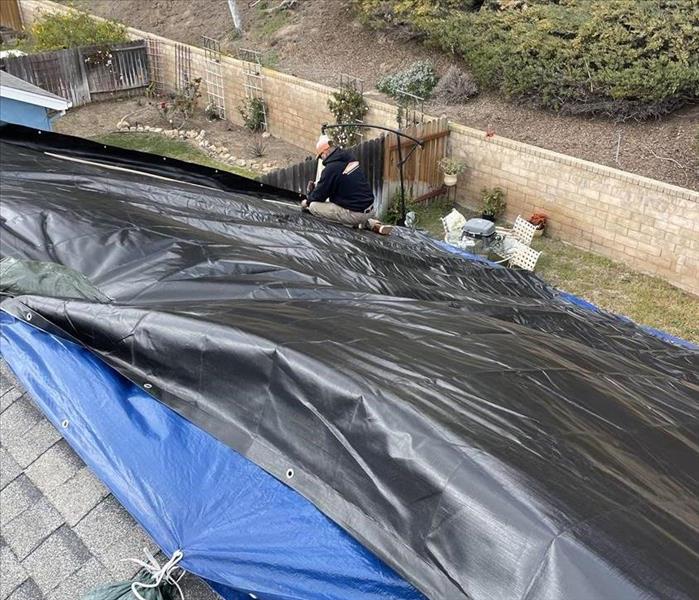 tarping roof